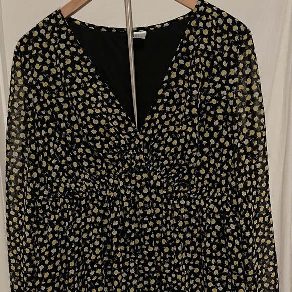 🌼 H&M Black & Yellow Floral Mini Dress! Worn Only Once! 🌼 - Picture 3 of 5